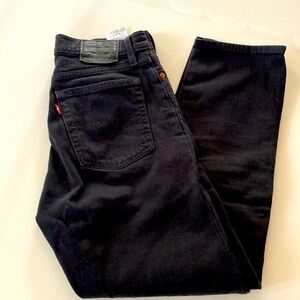 Black Levi’s Jeans
